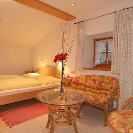 Neuhausenlehen Apartamento *